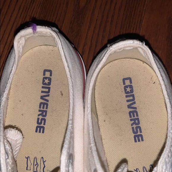 White low converse - Picture 4 of 5
